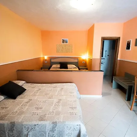 ホテル Junior Village Forio di Ischia