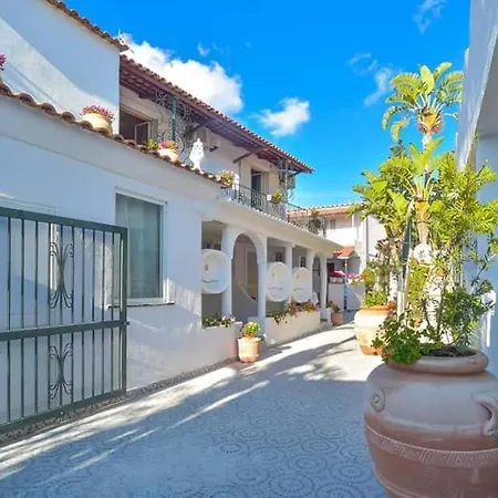 ホテル Junior Village Forio di Ischia